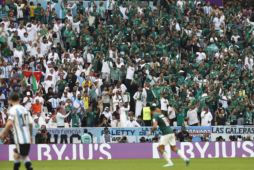 arabia saudita celebra gol