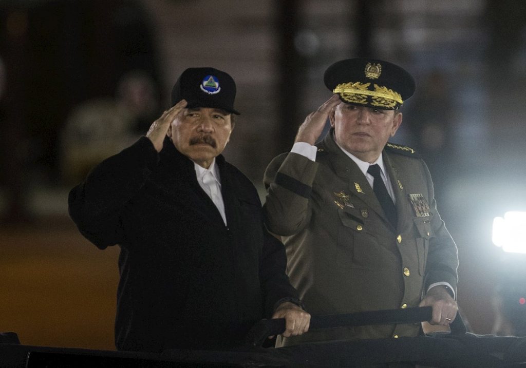 Daniel Ortega y Julio César Avilés