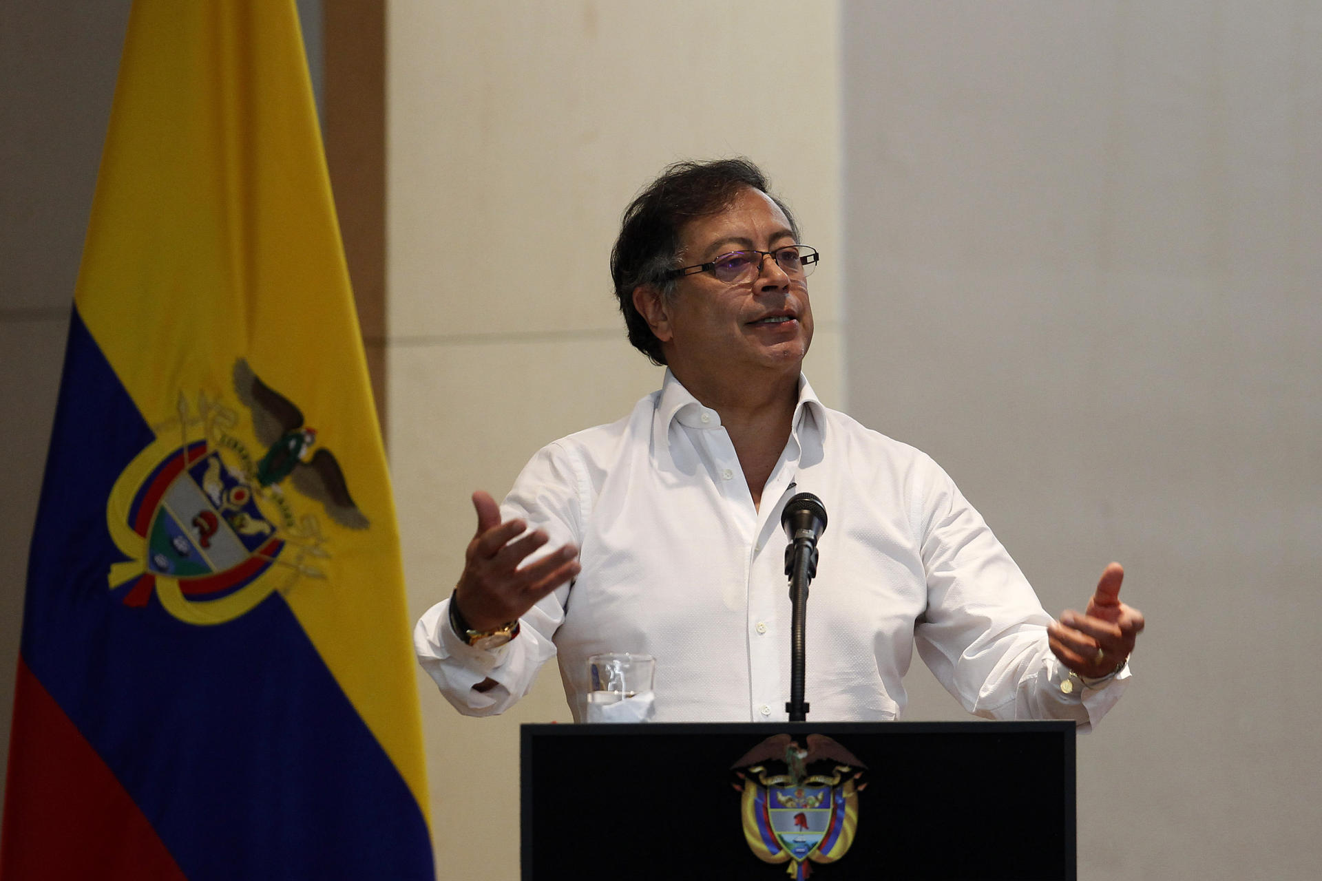 presidente colombiano petro llama dialogo