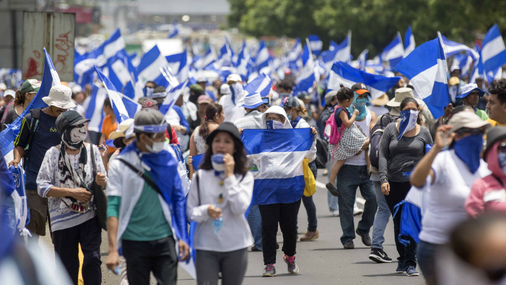 Nicaragüenses marchan contra Daniel Ortega