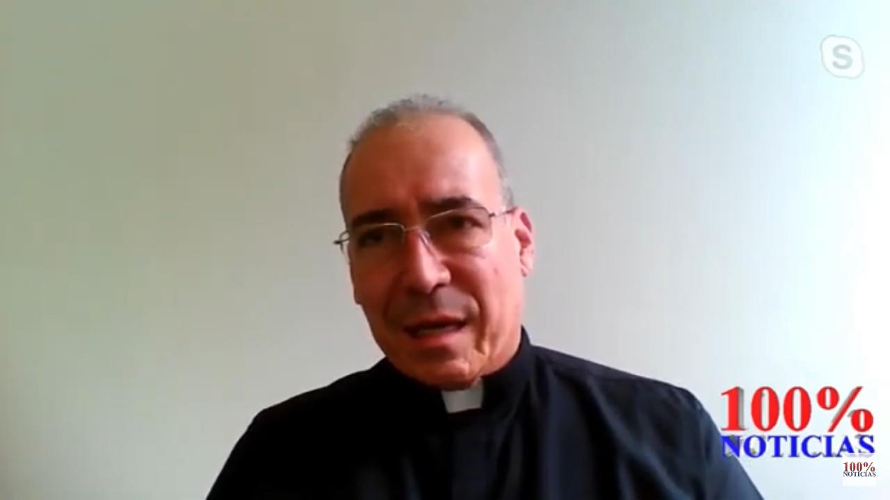 Padre Edwin Román: 