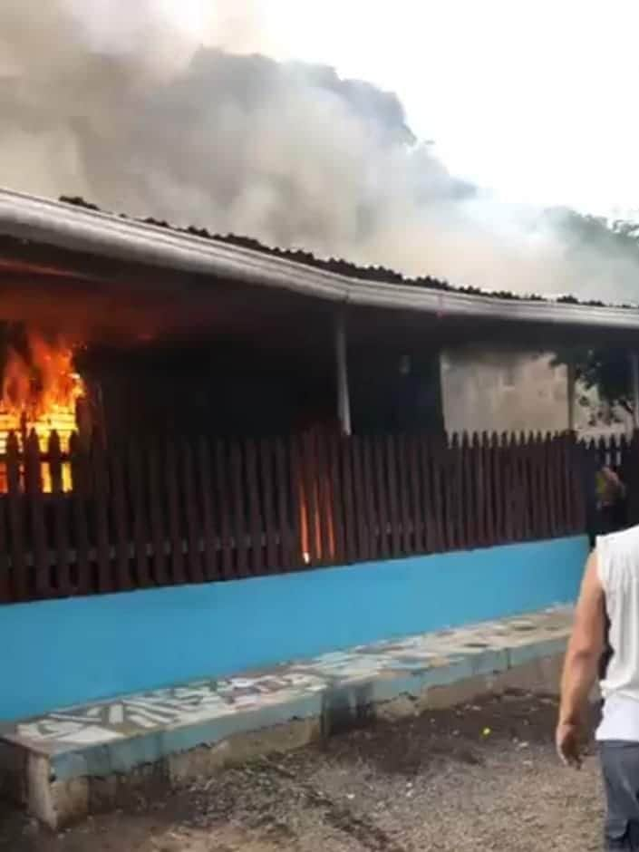 Queman casa de familiar de ciudadano asesinado de un ...