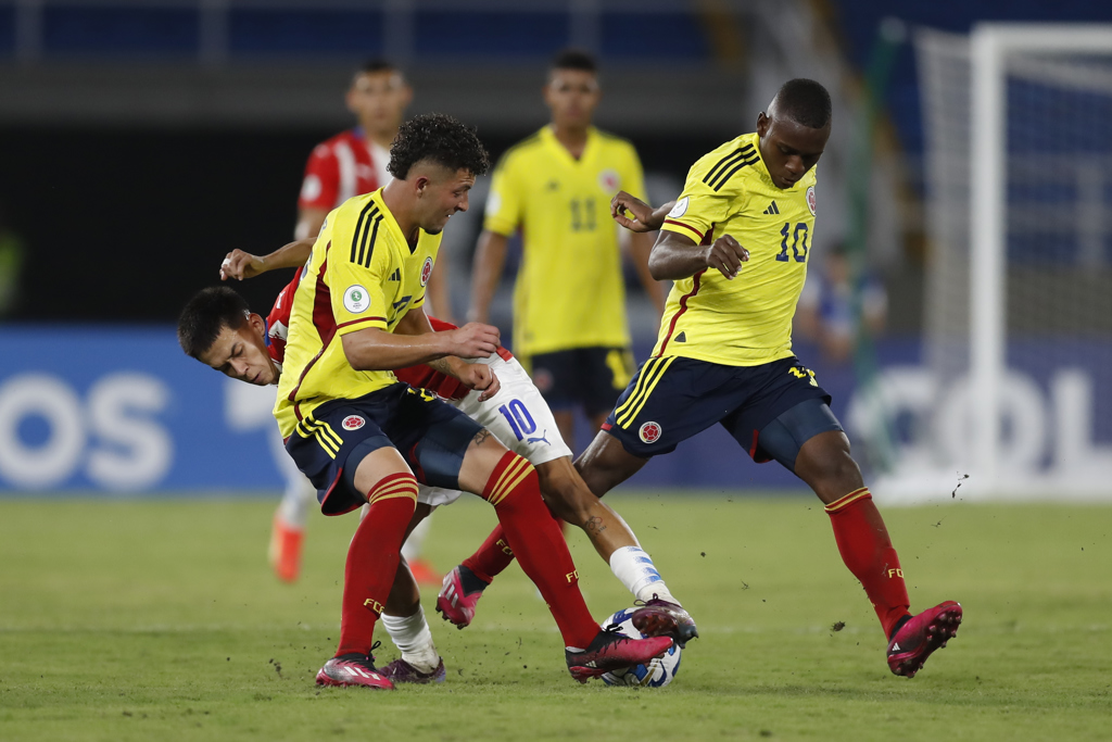 colombia y paraguay futbol