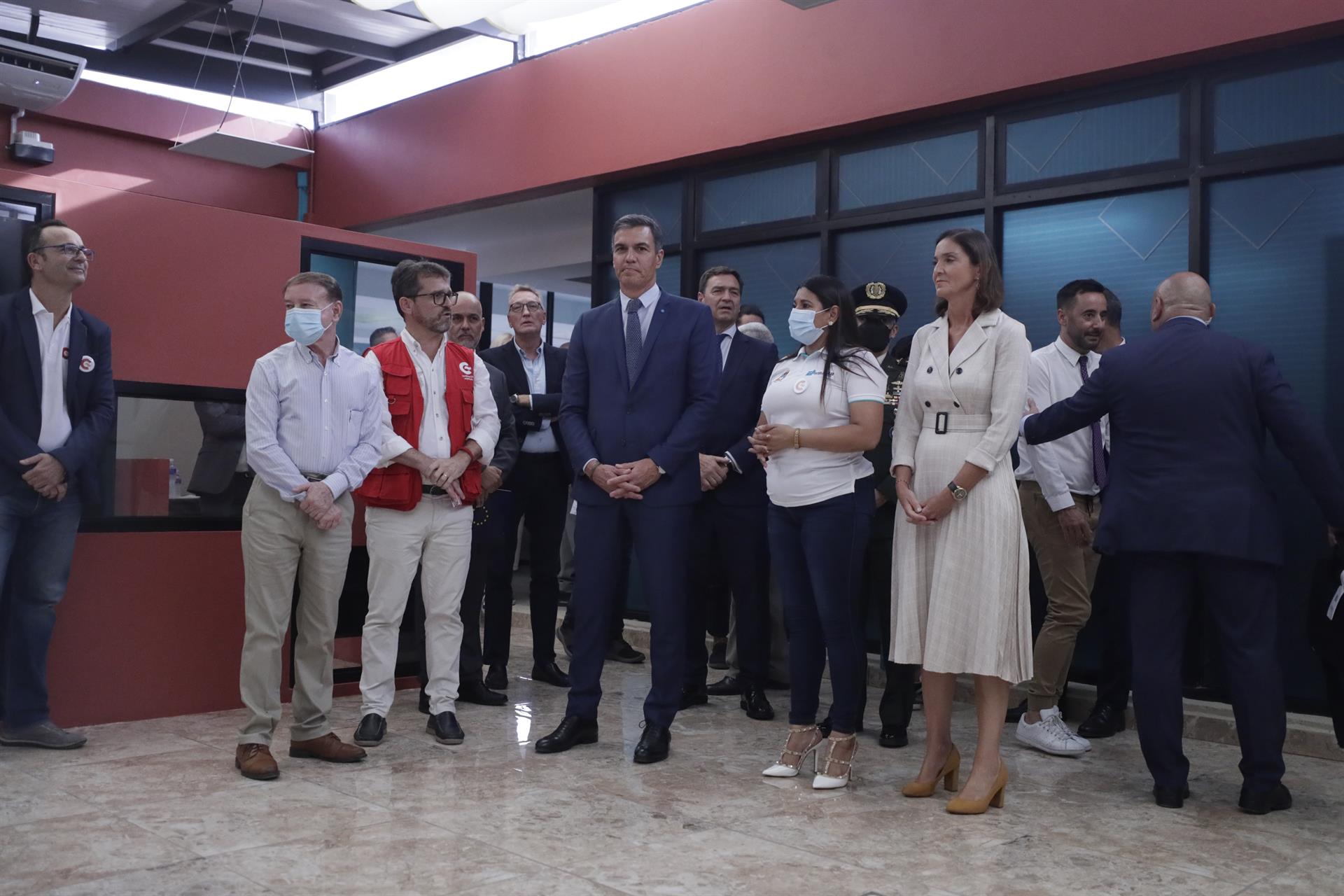 presidente gobierno espanol visita escuela taller comayagua hondura