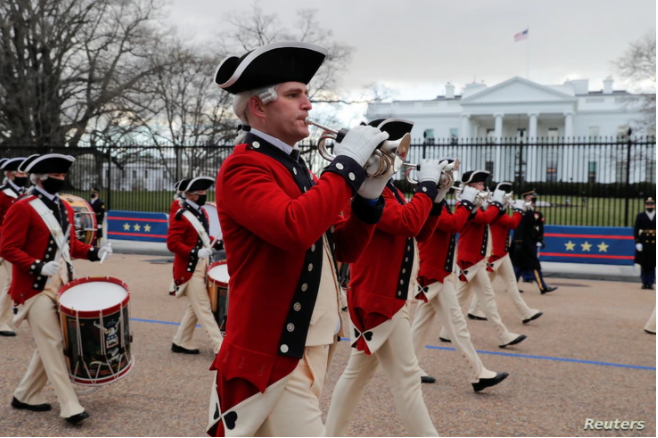 Preparativos frente a la Casa Blanca en Washington, DC, para la investidura del presidente electo Joe Biden.