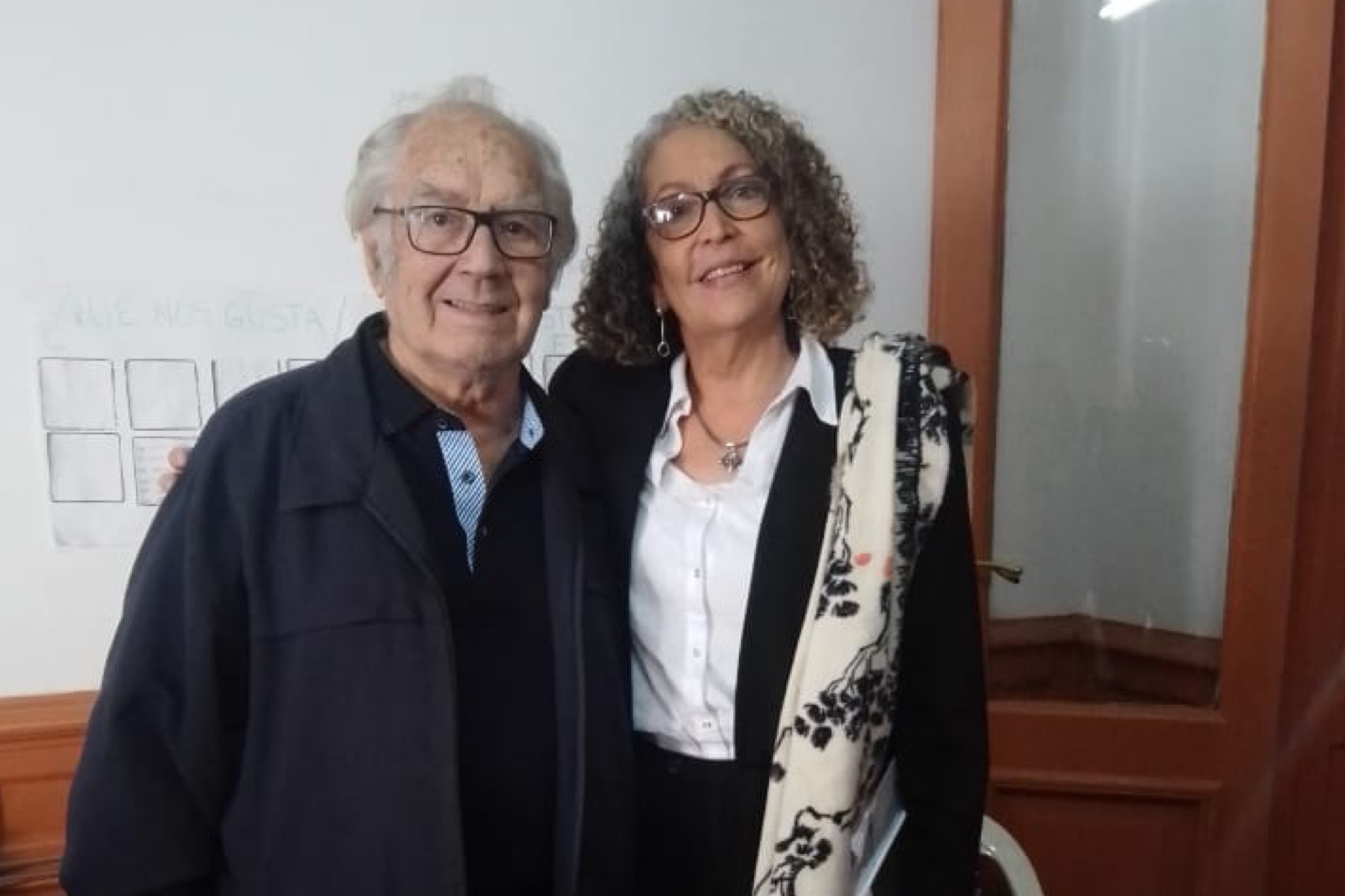 Mónica Baltodano con el premio Nóbel de la Paz Adolfo Perez Esquivel. 